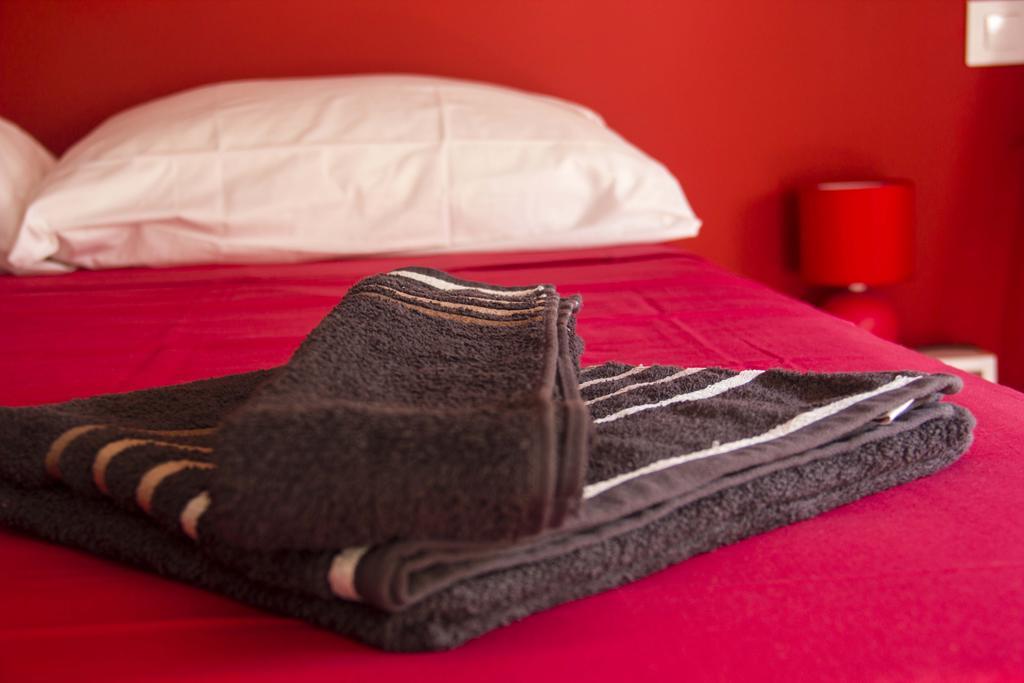 Colors Rooms Валенсия Екстериор снимка