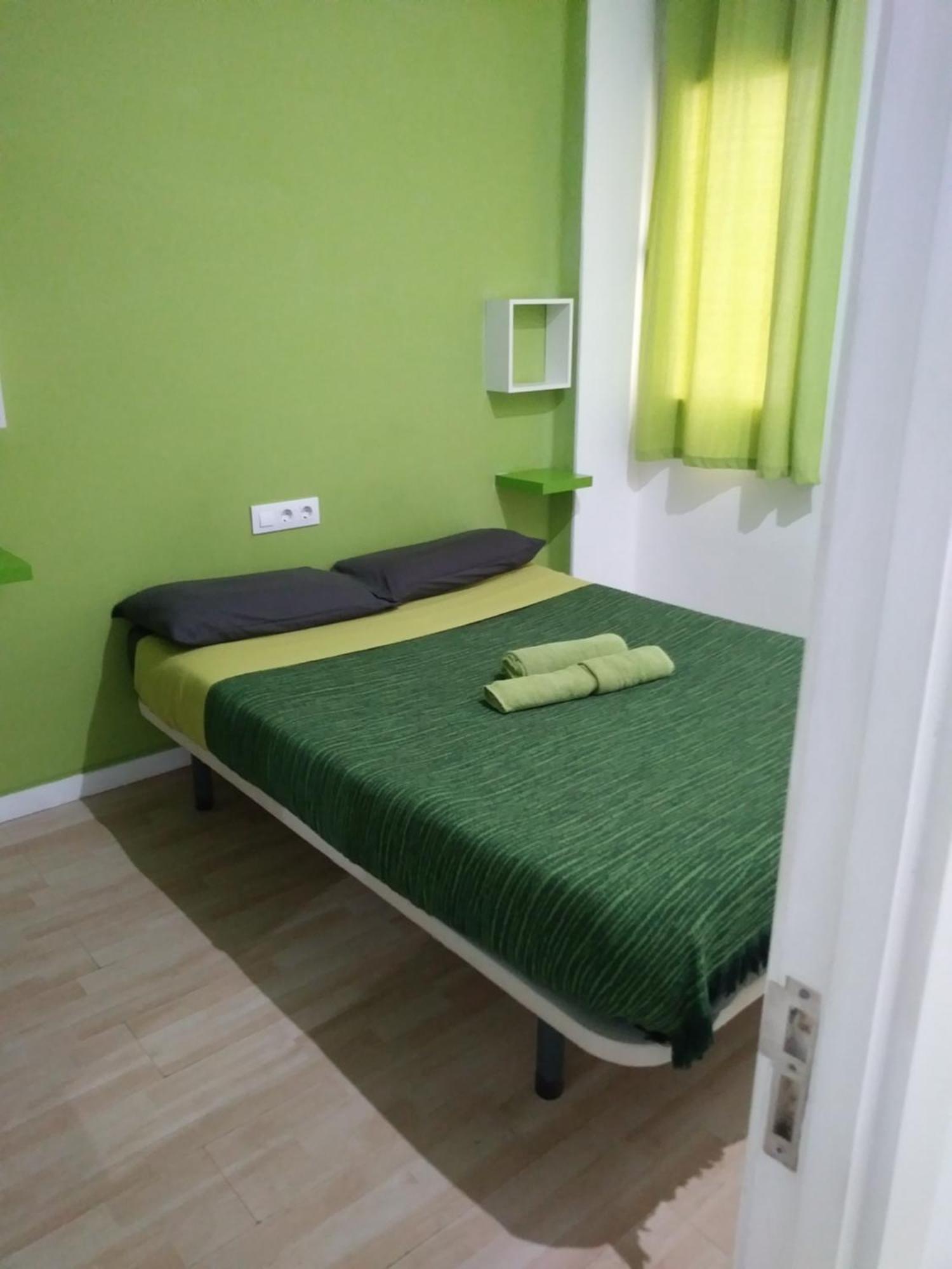 Colors Rooms Валенсия Екстериор снимка
